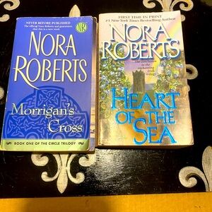 Book Lot - Nora Roberts